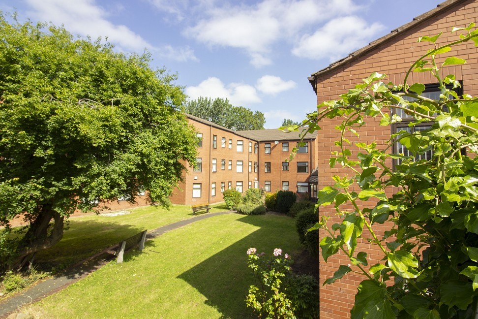 Residential block grounds managed by SNR PRO LTD